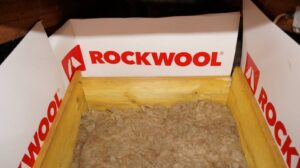 Isolation en laine minérale Rockwool.